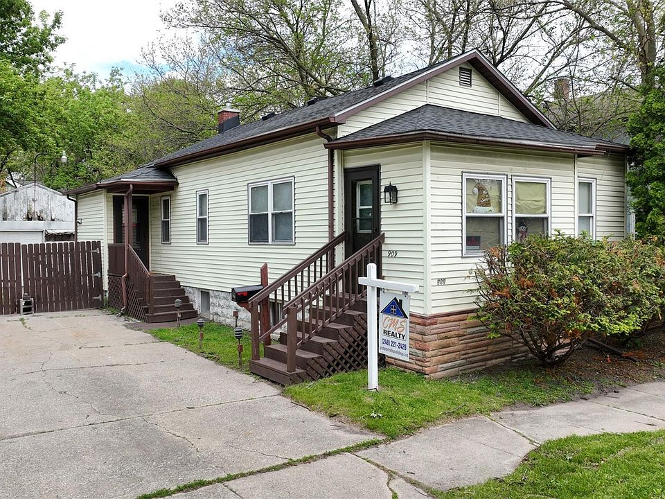 1st image of 909 N Granger St