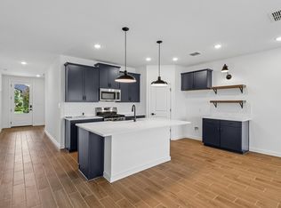 7930 Jade Crest Dr, Angleton, TX 77515
