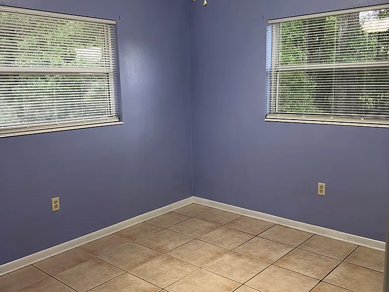 20717 SW Beach Blvd — Photo 27