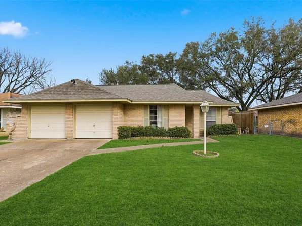 7222 Log Hollow Dr, Houston, TX 77040