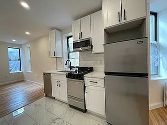 Rented by HOLTON REAL ESTATE INC.