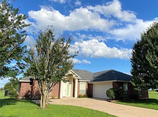 101 Egret Dr, Bastrop, TX 78602