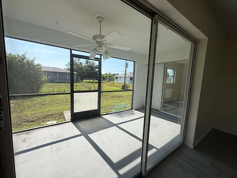 2619 Magdalina Dr #1A — Photo 25