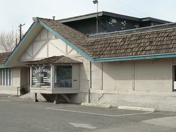 2nd image of 1206-1214 W Lincoln
