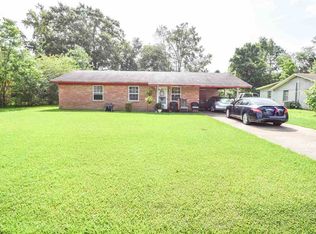 166 Pacific Cir, Crystal Springs, MS 39059