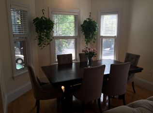 515 Green St APT 1, Cambridge, MA 02139
