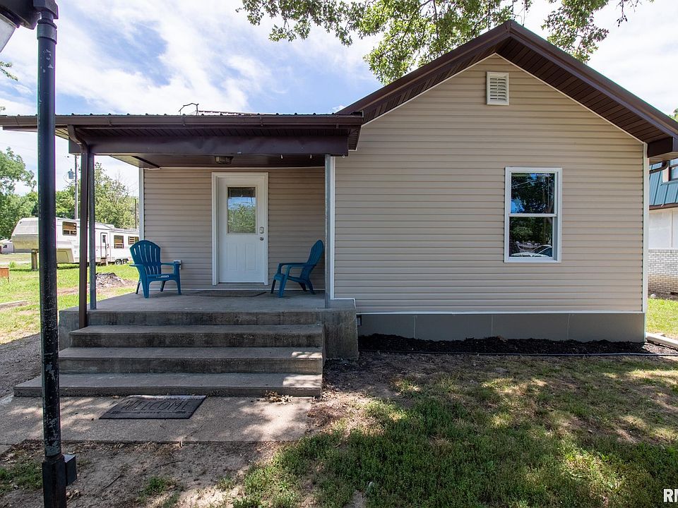 1204 W Oak St, West Frankfort, IL 62896 Zillow