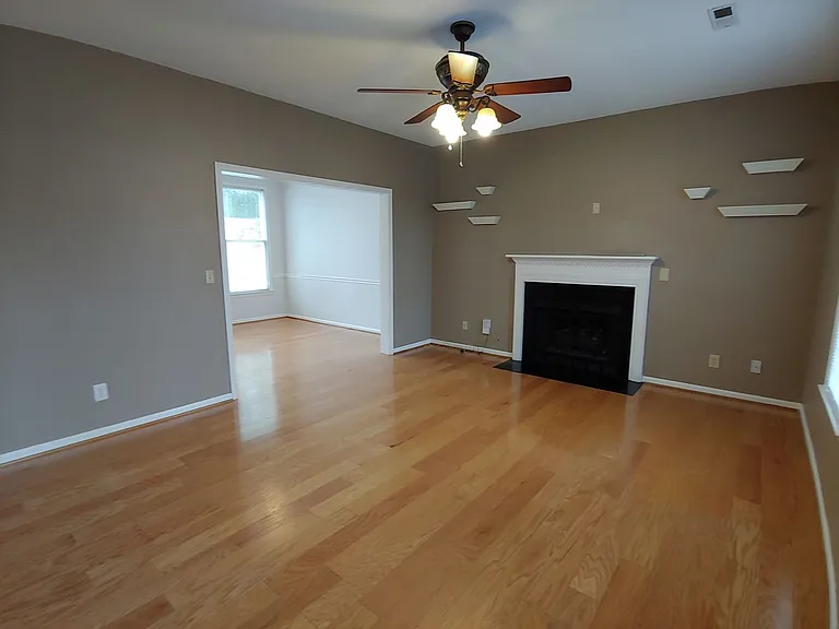 3310 Mill Spring Ct — Photo 6