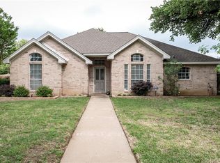 7332 Century Dr, North Richland Hills, TX 76182
