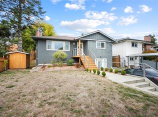 524 Warren Ave, Saanich, BC V8Z 2J5