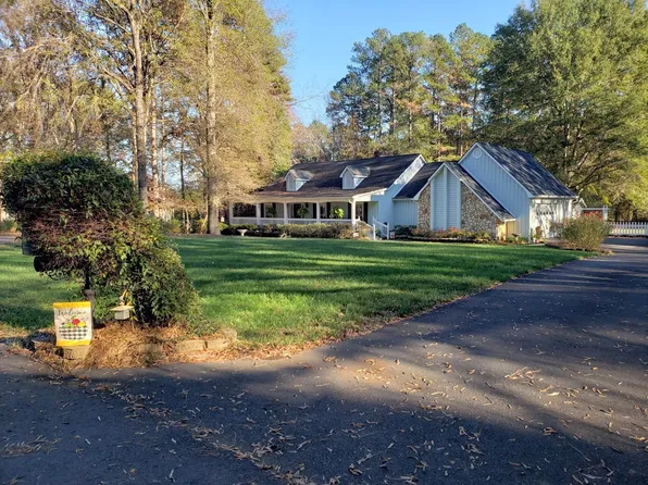 16538 Eno Ct, Norwood, NC 28128