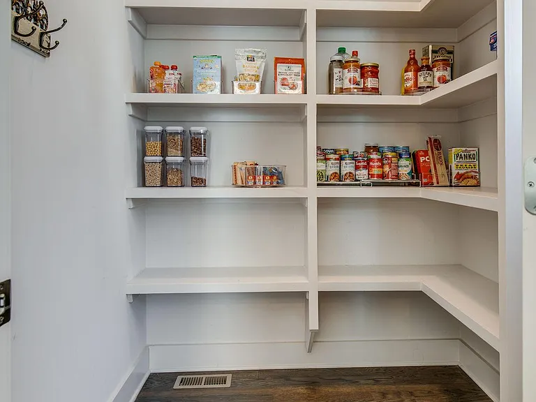 1701 Allison Pl — Photo 14