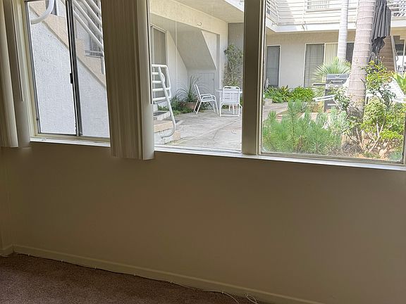 4th image of 230 Termino Ave APT 6