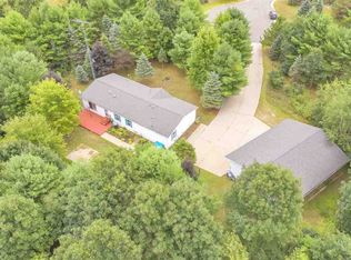W10040 Deerfield Ct, Wautoma, WI 54982