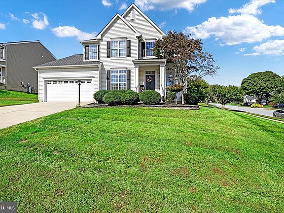2nd image of 400 Silver Beech Ct