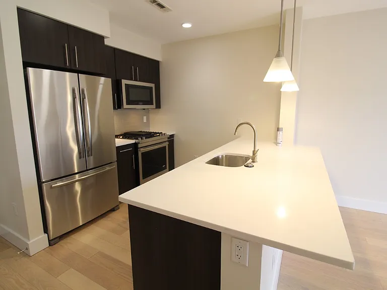 1975 Massachusetts Ave #202 — Photo 4