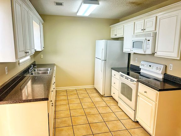 3rd image of 103 American Eagle Way