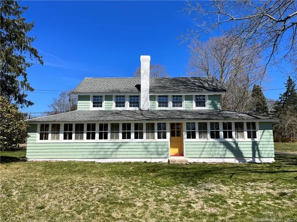 4 Silver Falls Road, East Lyme, CT 06333