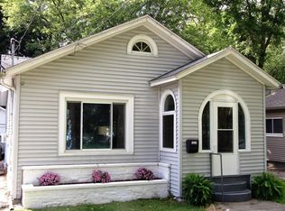 1231 Baker Dr, Kalamazoo, MI 49048
