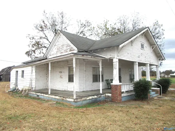 8404 County Road 23, Mount Hope, AL 35651