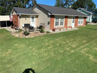 1207 N Main St, Carrollton, MO, 64633