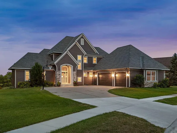 4075 Kindred Way, Lake Elmo, MN 55042