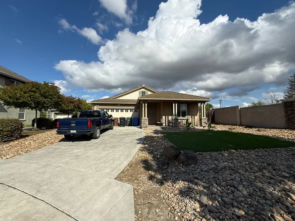 34 Puffin Cir, Oakley, CA 94561