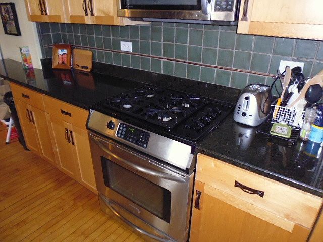1st image of 3747 N Pine Grove Ave #2