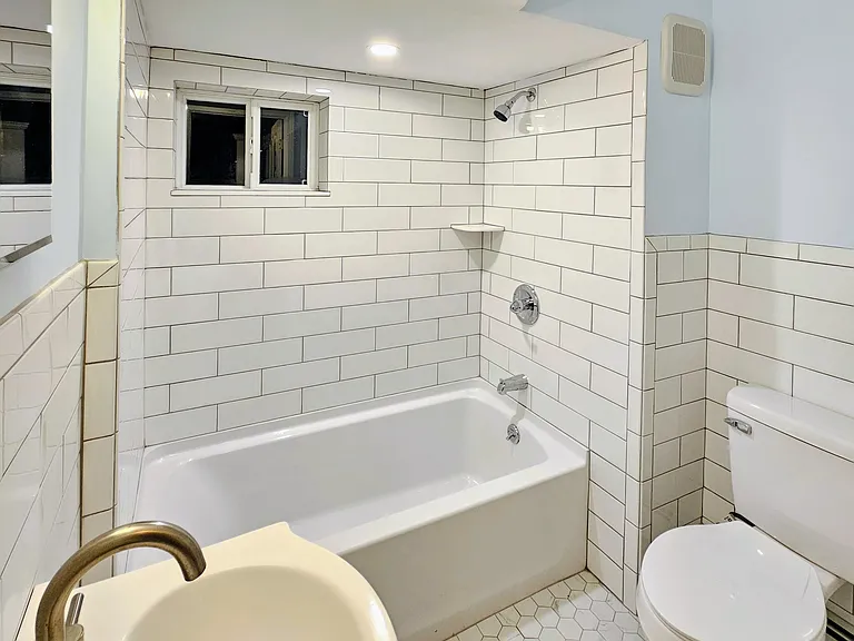 14 Nantasket Ave #2 — Photo 9