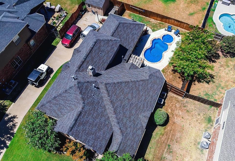 1st image of 3019 Saint Bartholomew Dr