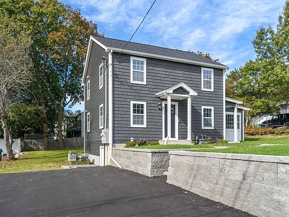 5th image of 10 Strafford Rd #10