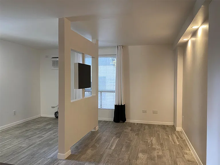 5802 Circulo Dr #4D — Photo 7