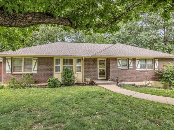 1601 N 77th Ter, Kansas City, KS 66112