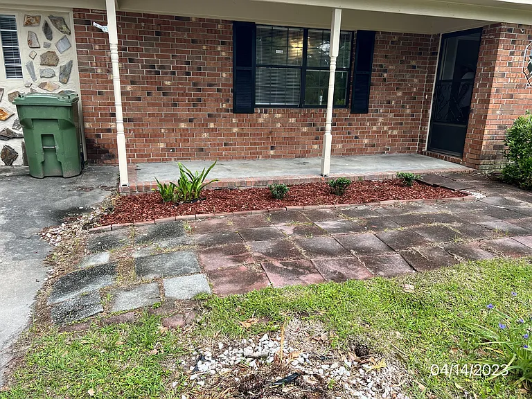 1103 Hickory St — Photo 36