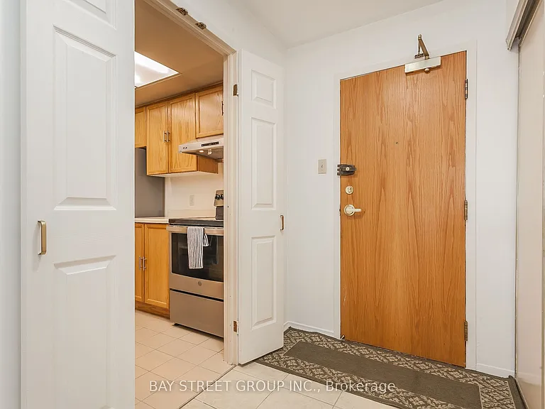 2 Raymerville Dr #717 — Photo 4