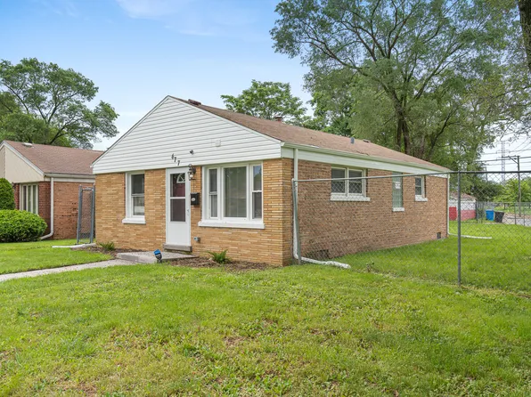 477 W 126th St, Chicago, IL 60628