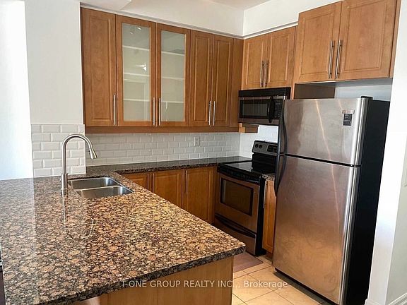 5th image of 57 Upper Duke Cres #207