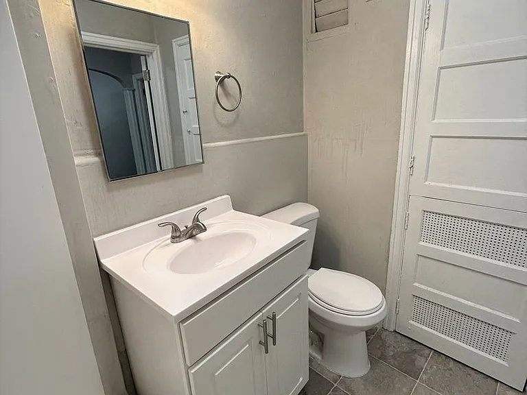 Greenside Manor — Photo 24