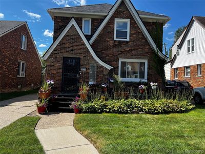 10311 Britain St, Detroit, MI, 48224