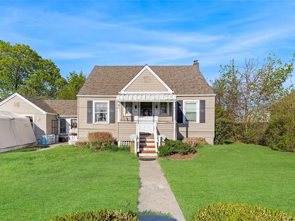 29 Lamport Avenue, Port Jefferson Station, NY 11776