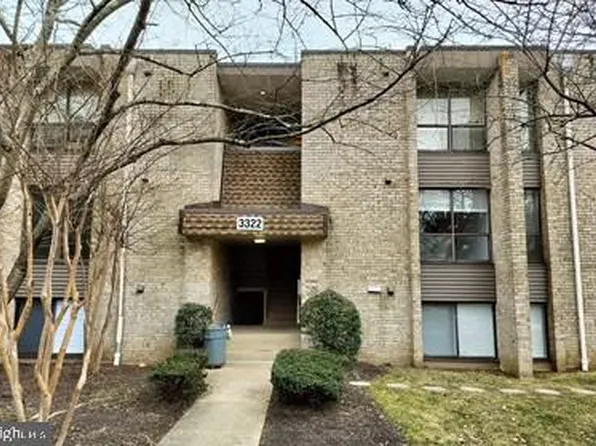 3322 Huntley Square Dr APT B-1, Temple Hills, MD 20748