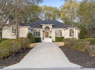 420 Lake Shore Dr, Sunset Beach, NC 28468