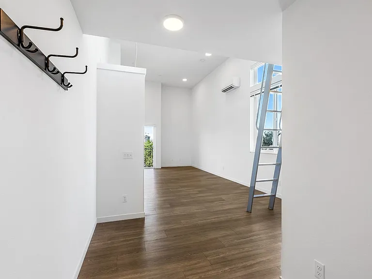 Maude Lofts — Photo 21