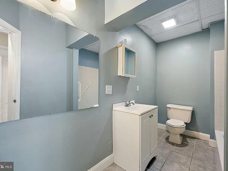1401 Delaware Ave — Photo 11