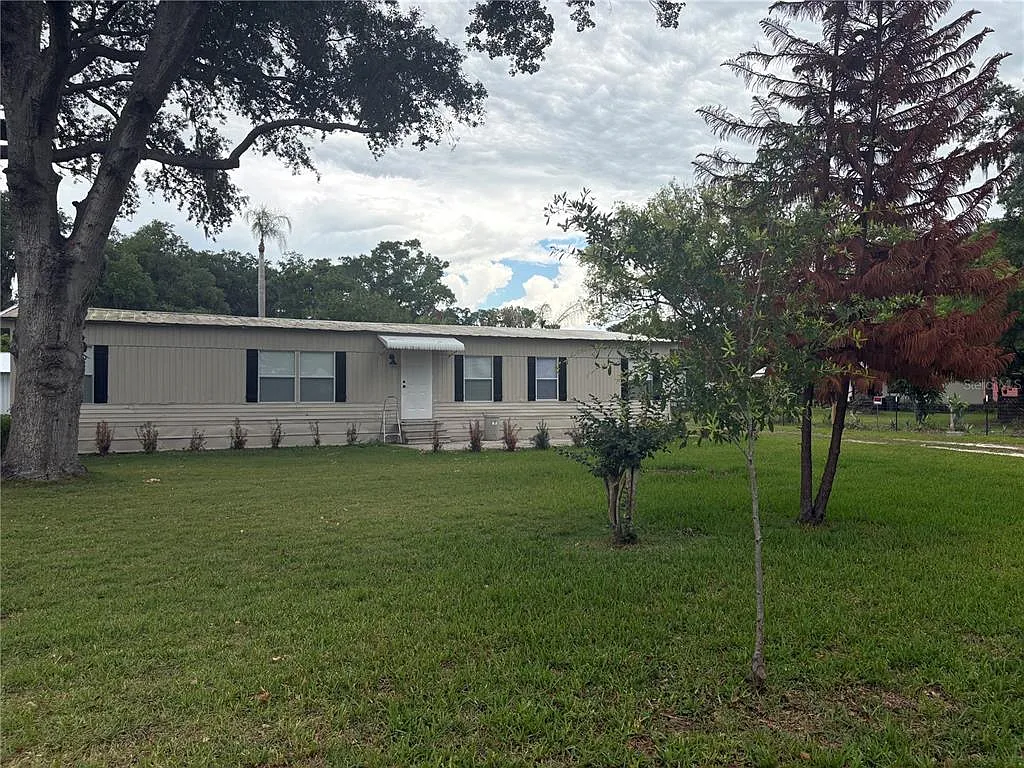 3 bed, 2.0 bath, 1344 sqft, $2,375 — Photo 4