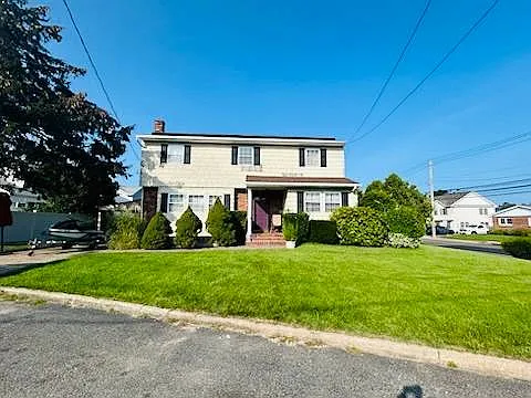 2 Pleasantville Dr
