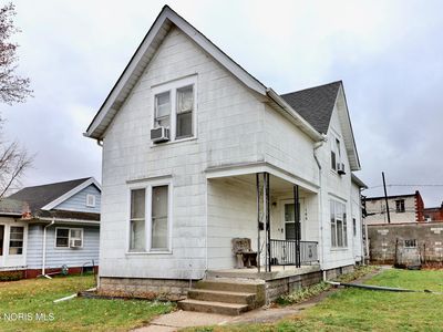 160 Oak St, Rossford, OH, 43460