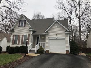 14018 Shady Pointe Ct, Midlothian, VA 23112