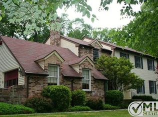 4687 Buck Valley Cir, East Stroudsburg, PA 18301