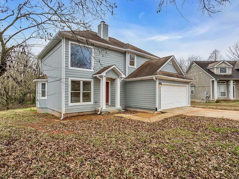 213 Rebecca Pines Dr — Photo 5